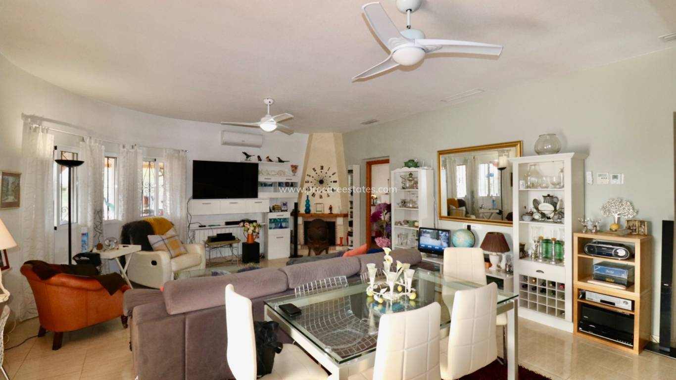 Reventa - Propiedad de campo - Catral