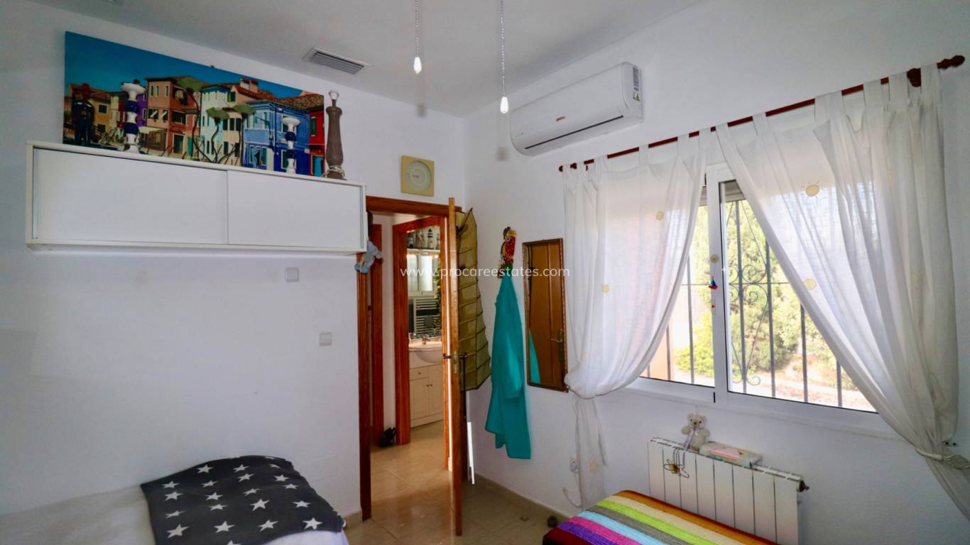 Reventa - Propiedad de campo - Catral