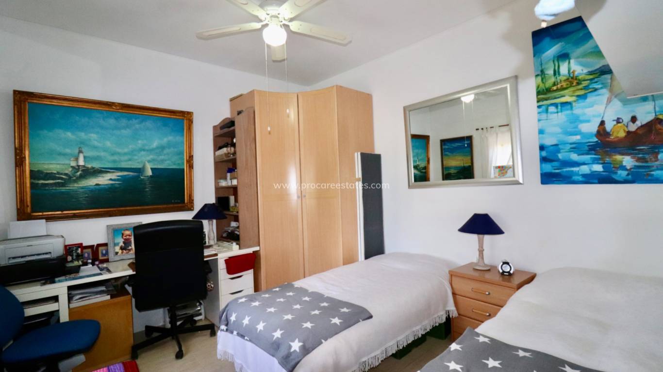 Reventa - Propiedad de campo - Catral