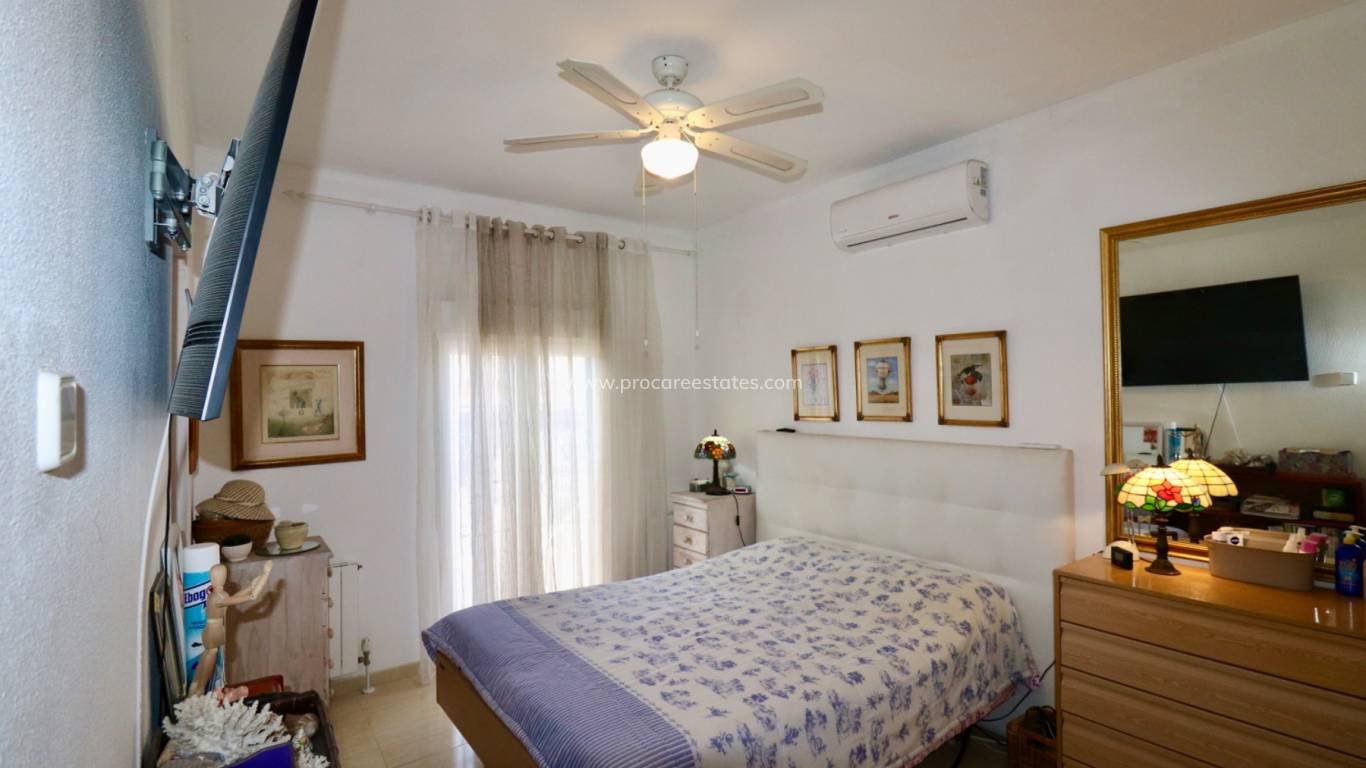 Reventa - Propiedad de campo - Catral