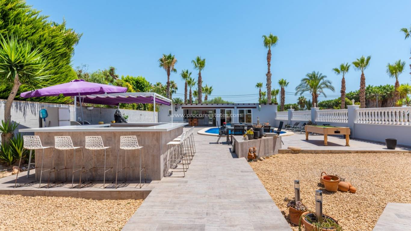 Reventa - Propiedad de campo - Catral