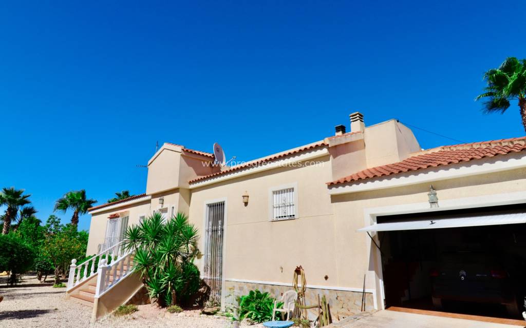 Reventa - Propiedad de campo - Catral