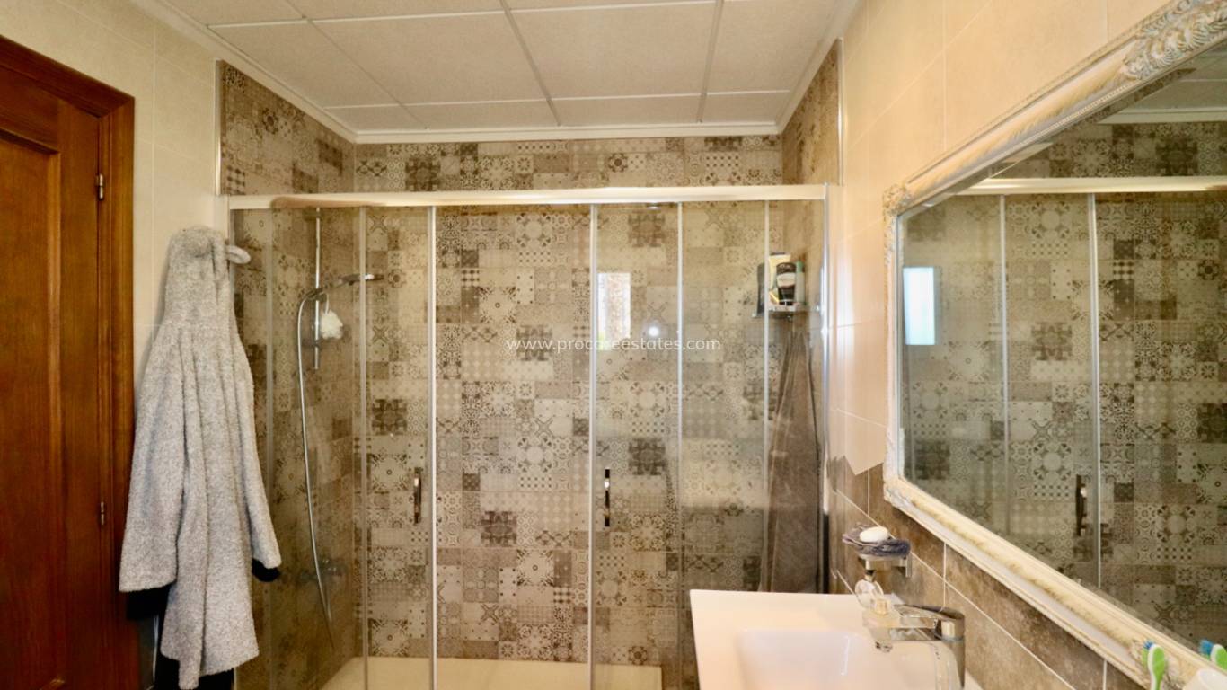 Reventa - Propiedad de campo - Catral