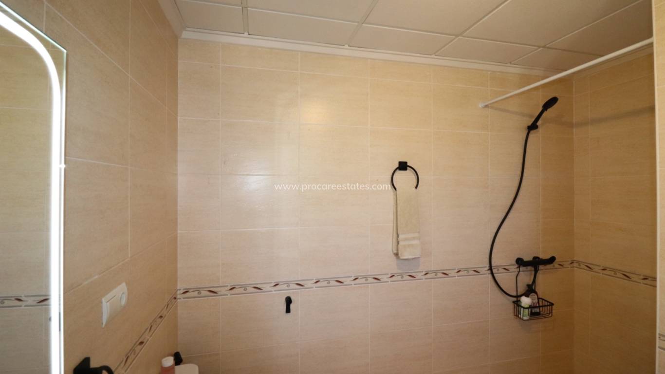 Reventa - Propiedad de campo - Catral