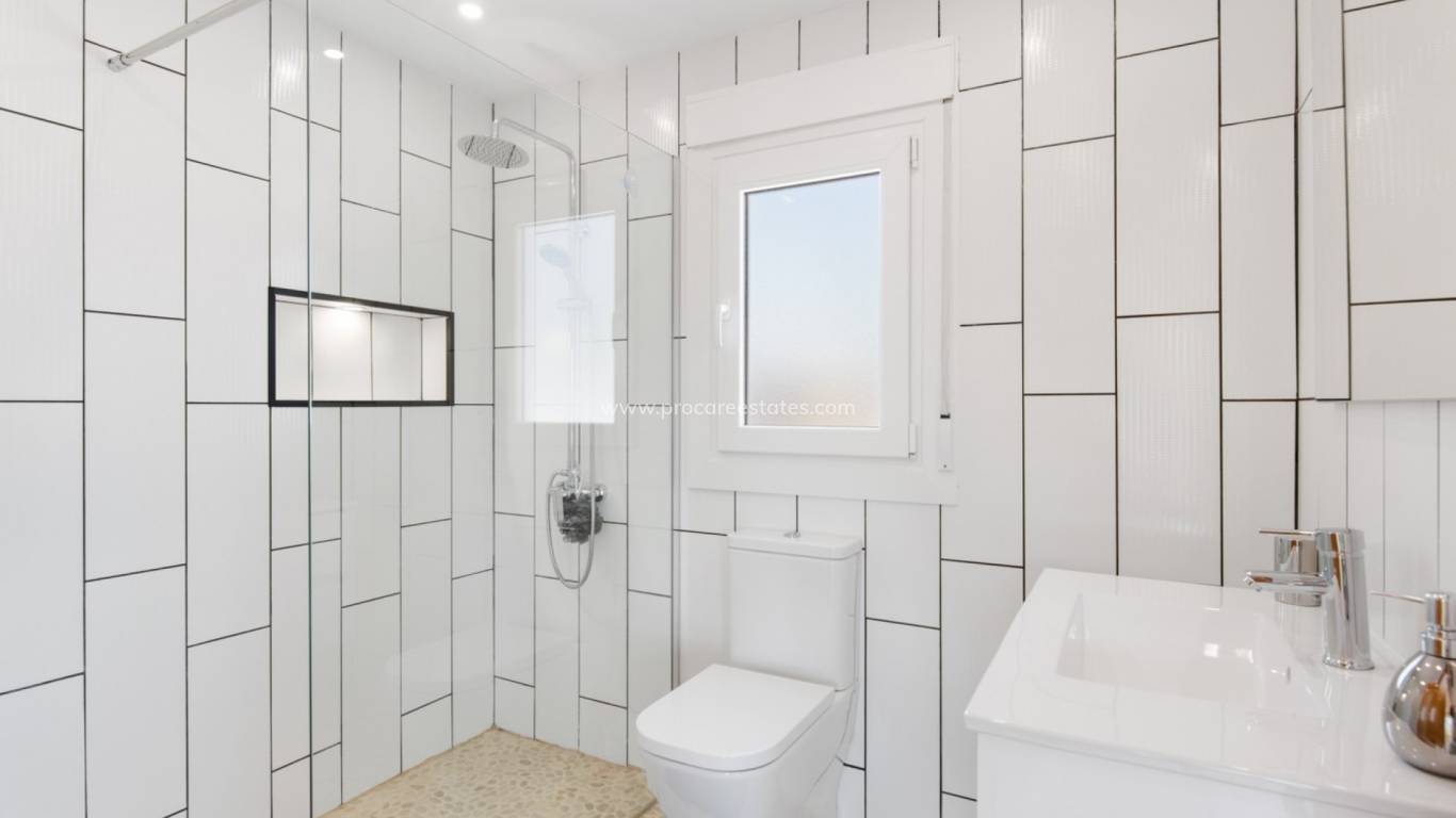 Reventa - Propiedad de campo - Catral