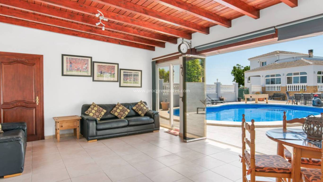 Reventa - Propiedad de campo - Catral