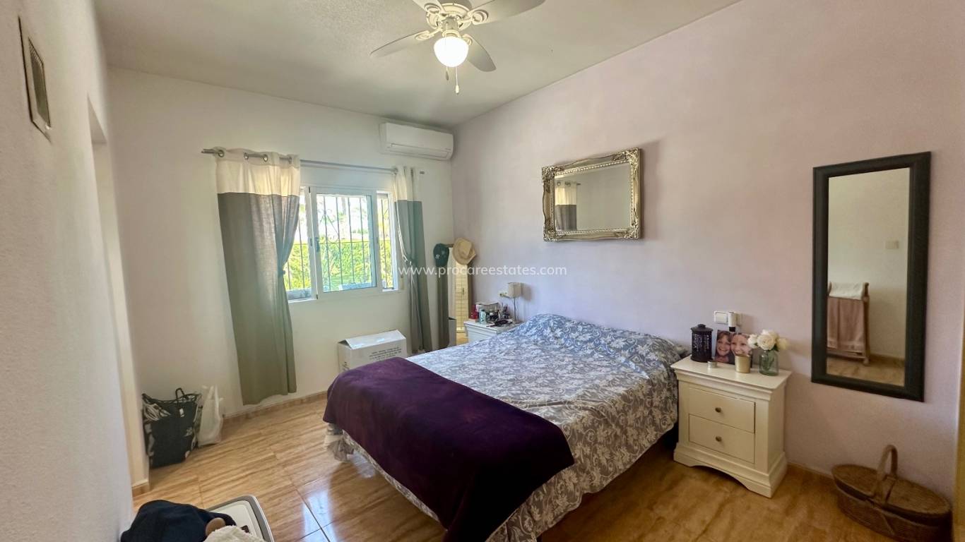 Reventa - Propiedad de campo - Catral