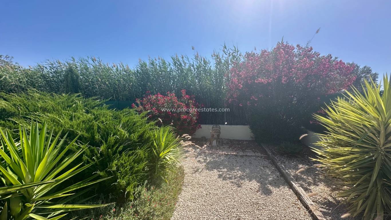 Reventa - Propiedad de campo - Catral
