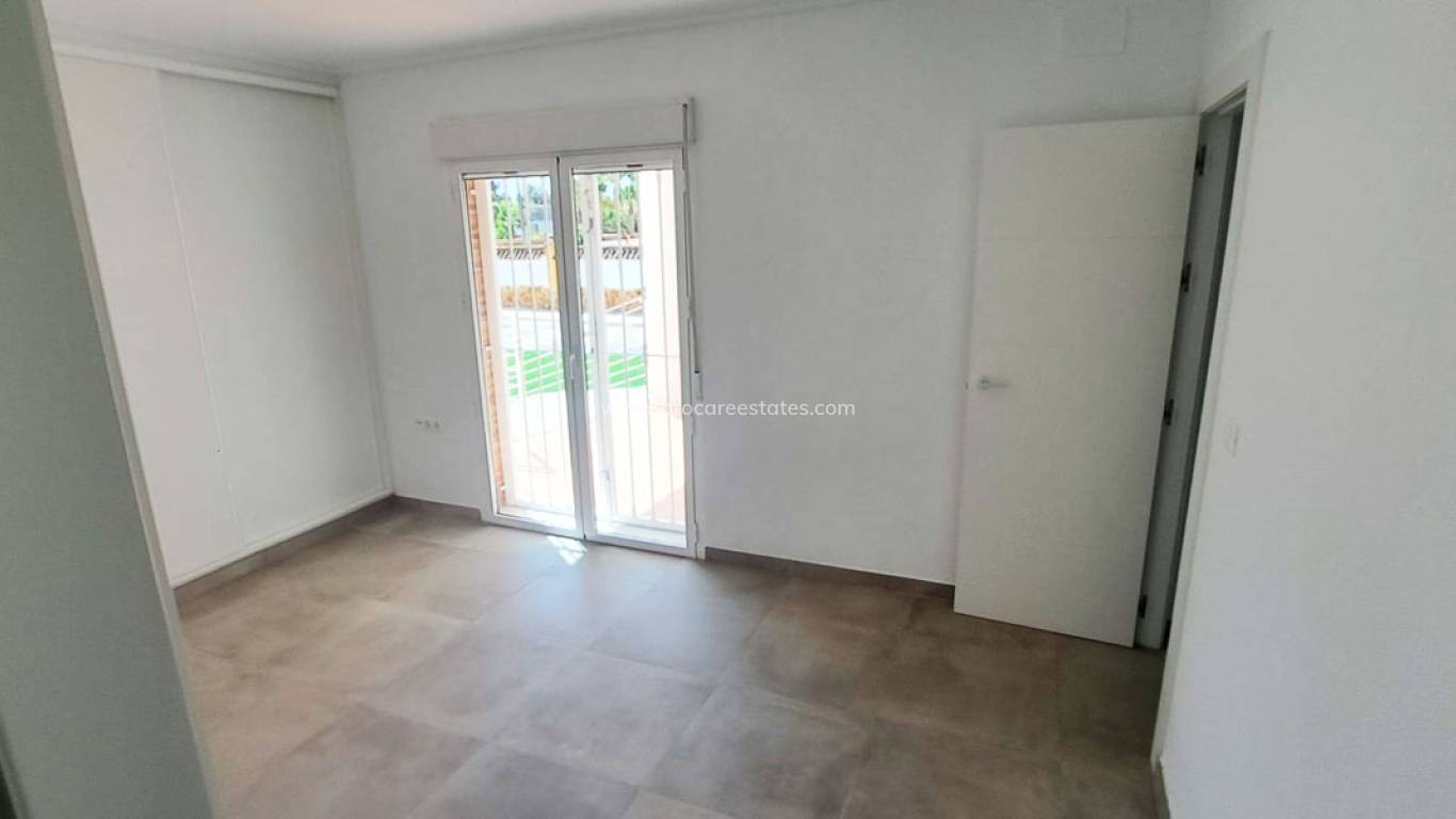 Reventa - Propiedad de campo - Catral
