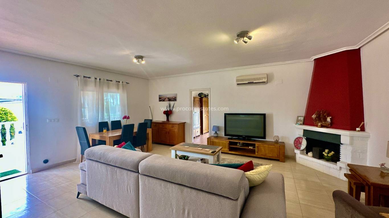 Reventa - Propiedad de campo - Catral