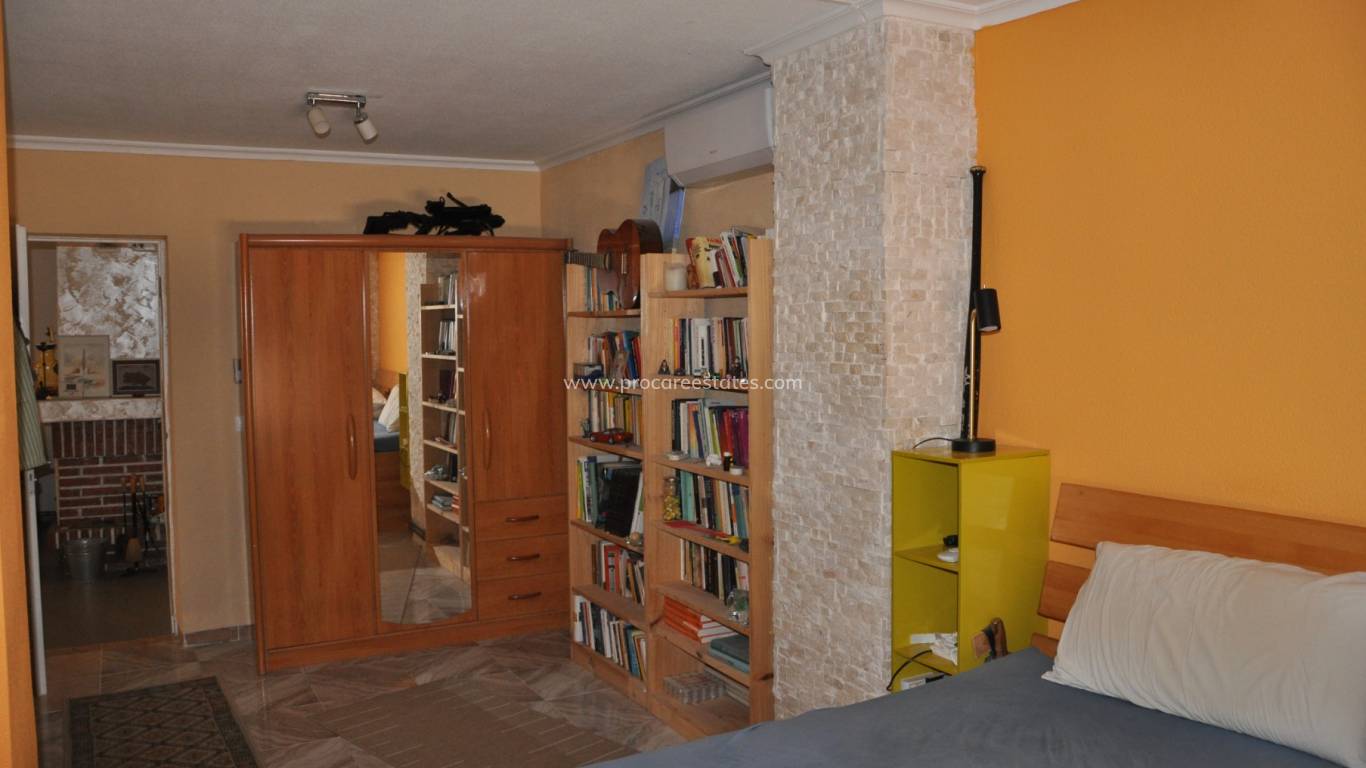 Reventa - Propiedad de campo - Crevillente