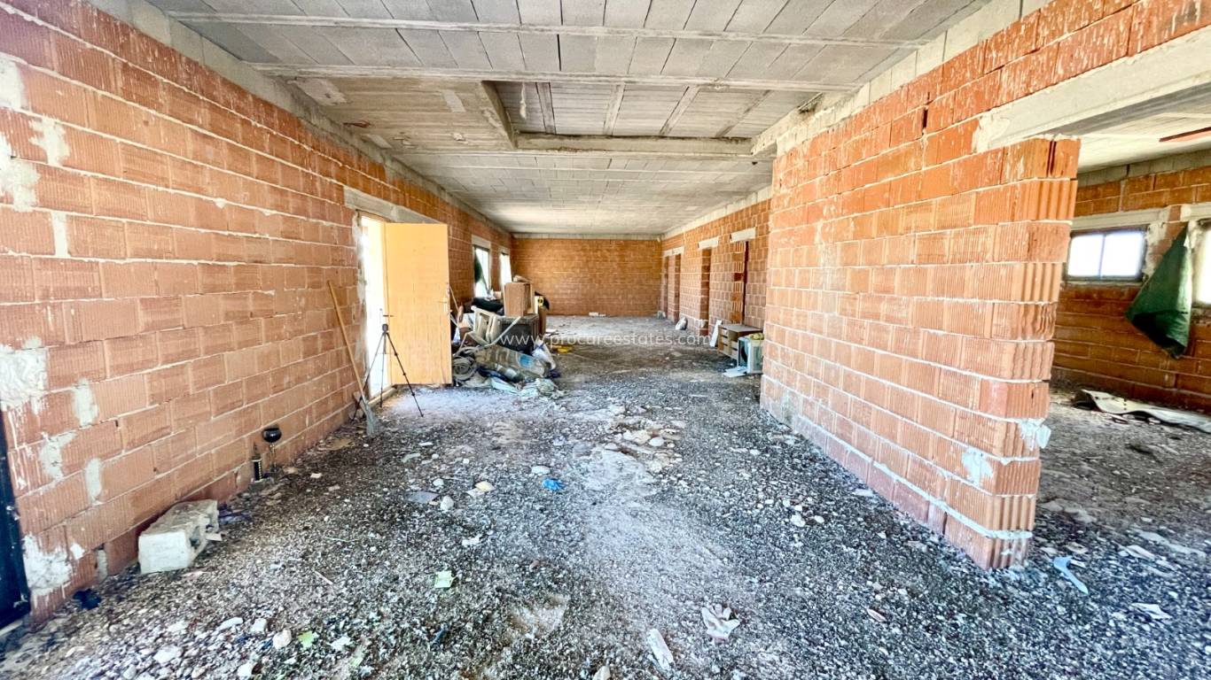 Reventa - Propiedad de campo - Elche - Matola