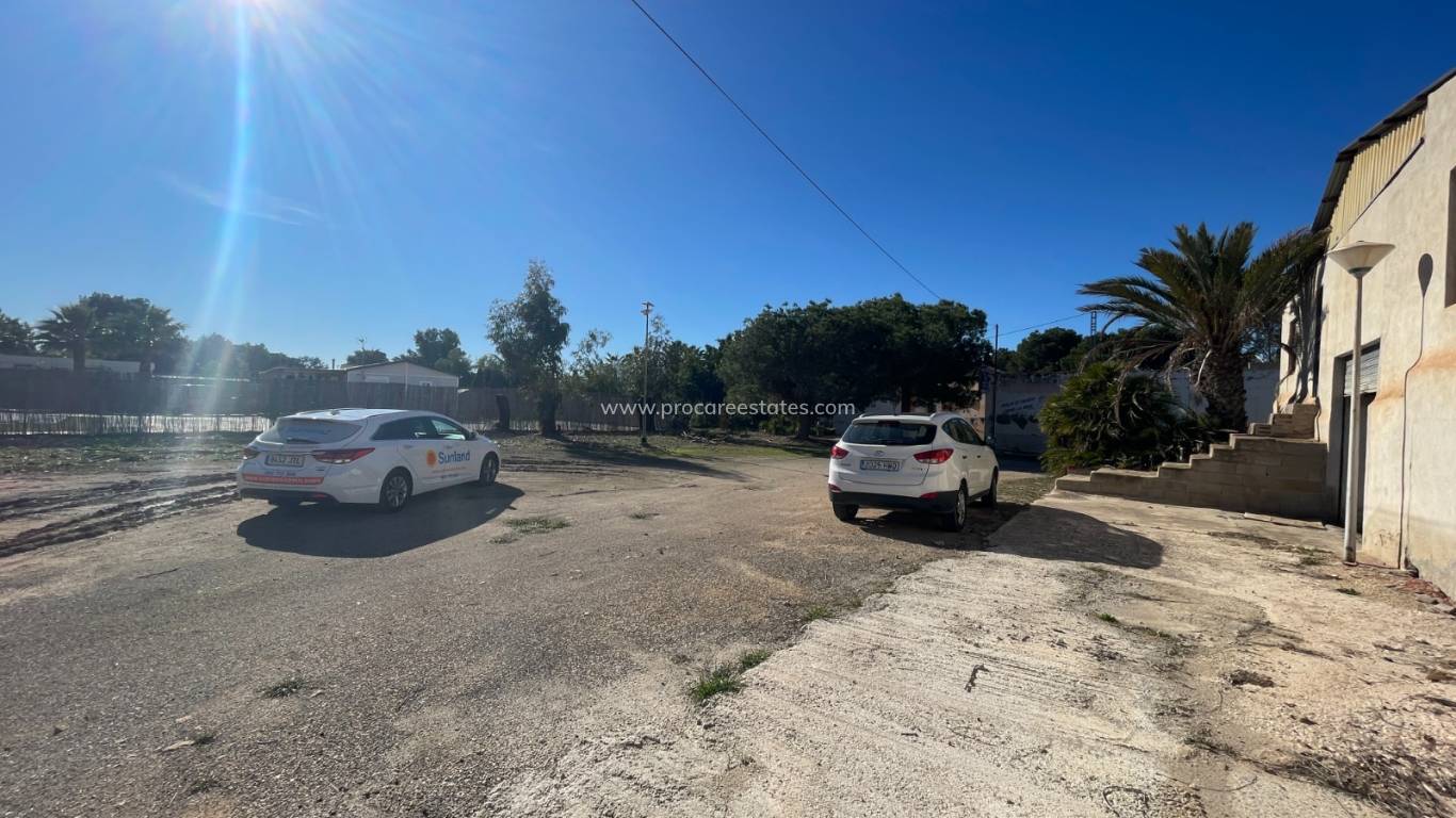 Reventa - Propiedad de campo - Elche