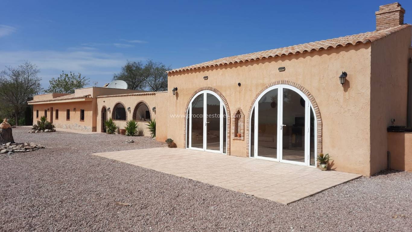 Reventa - Propiedad de campo - Monovar