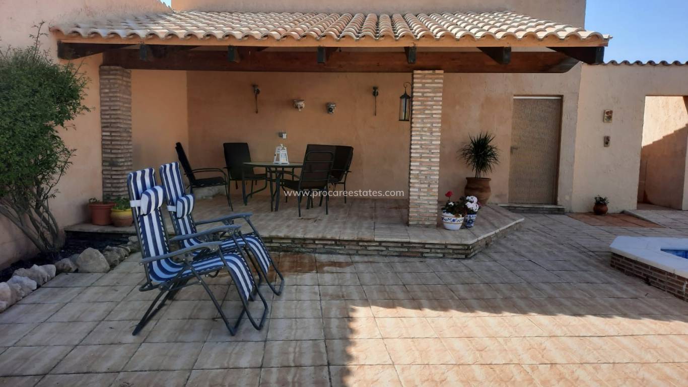 Reventa - Propiedad de campo - Monovar