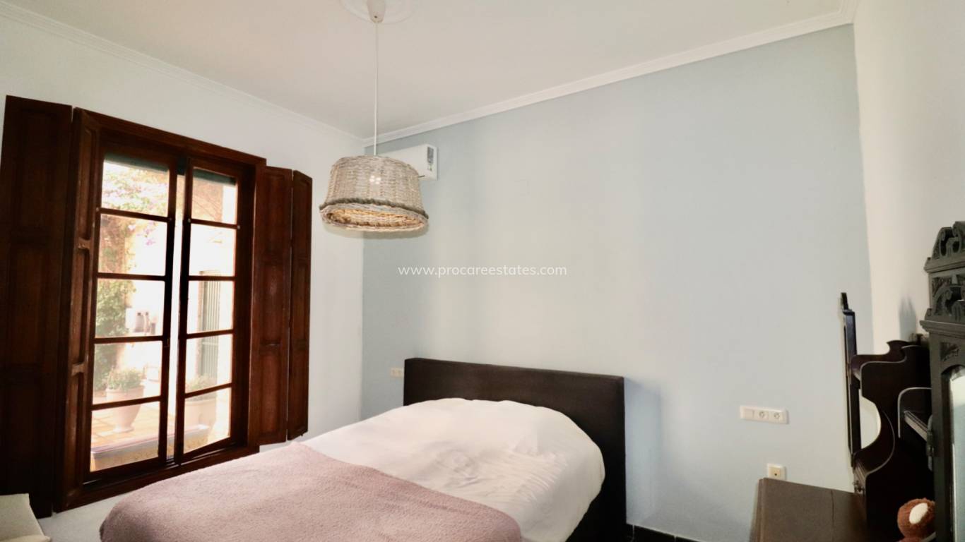 Reventa - Propiedad de campo - Rojales - Heredades