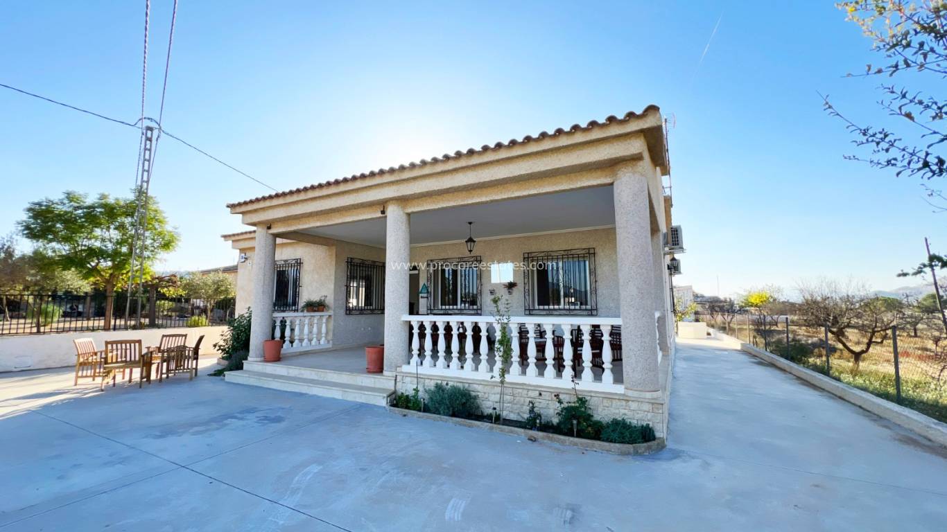 Reventa - Villa - Barbarroja