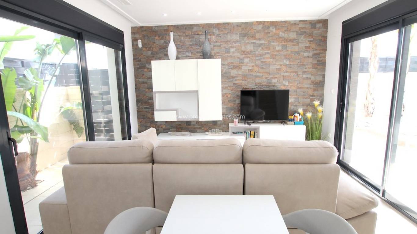 Reventa - Villa - Benijofar