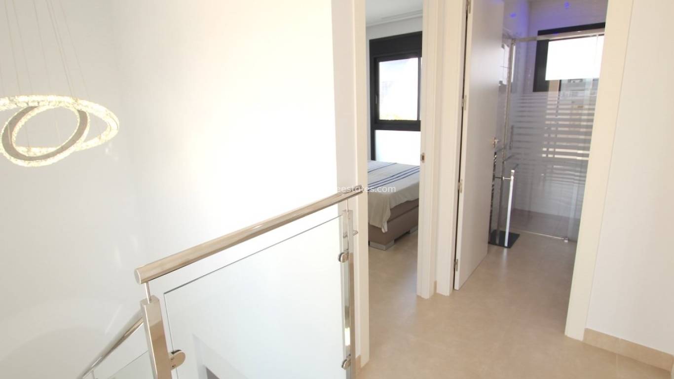 Reventa - Villa - Benijofar