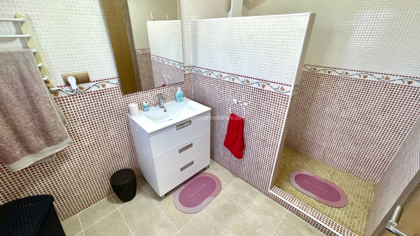 Reventa - Villa - Catral
