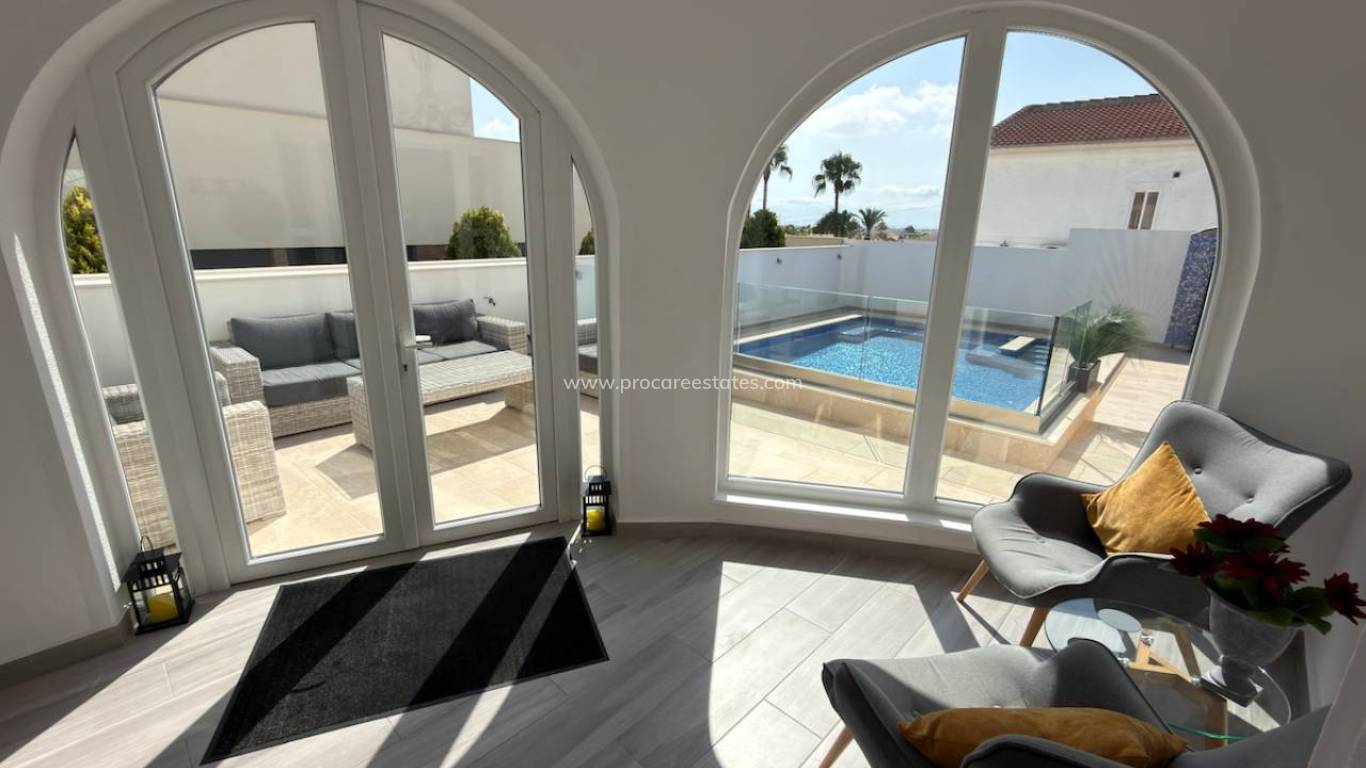 Reventa - Villa - Ciudad Quesada - Central Quesada