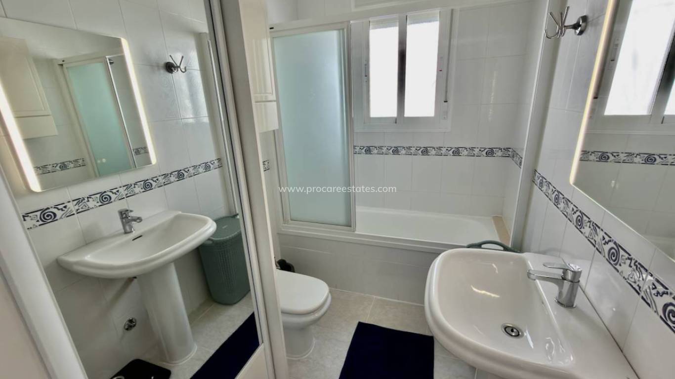 Reventa - Villa - Ciudad Quesada - Central Quesada
