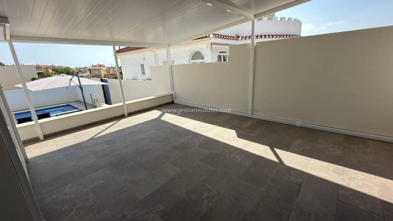 Reventa - Villa - Ciudad Quesada - Central Quesada
