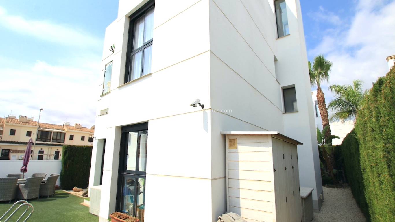 Reventa - Villa - Ciudad Quesada - Doña Pepa