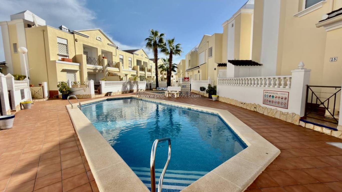 Reventa - Villa - Ciudad Quesada - Doña Pepa