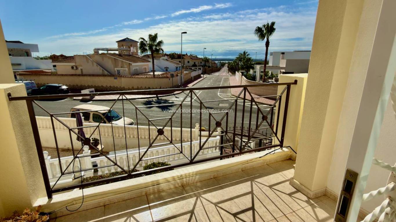 Reventa - Villa - Ciudad Quesada - Doña Pepa