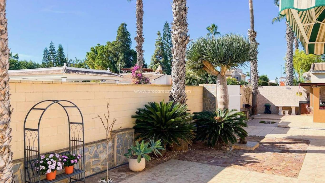 Reventa - Villa - Ciudad Quesada - Doña Pepa