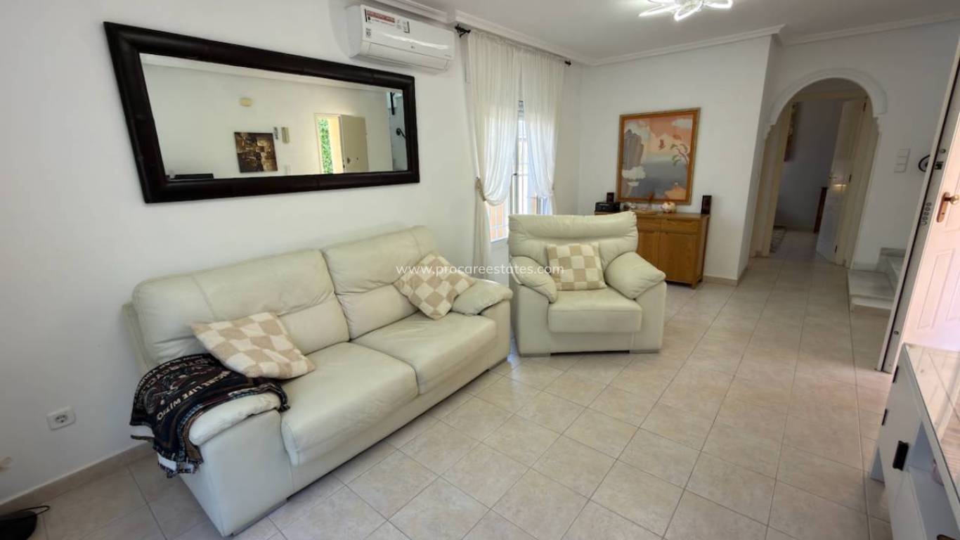 Reventa - Villa - Ciudad Quesada - Doña Pepa