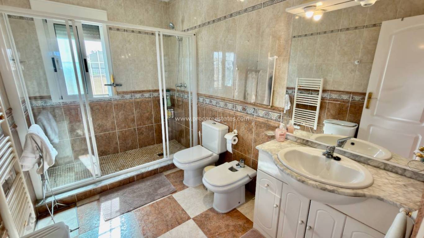 Reventa - Villa - Ciudad Quesada - Doña Pepa