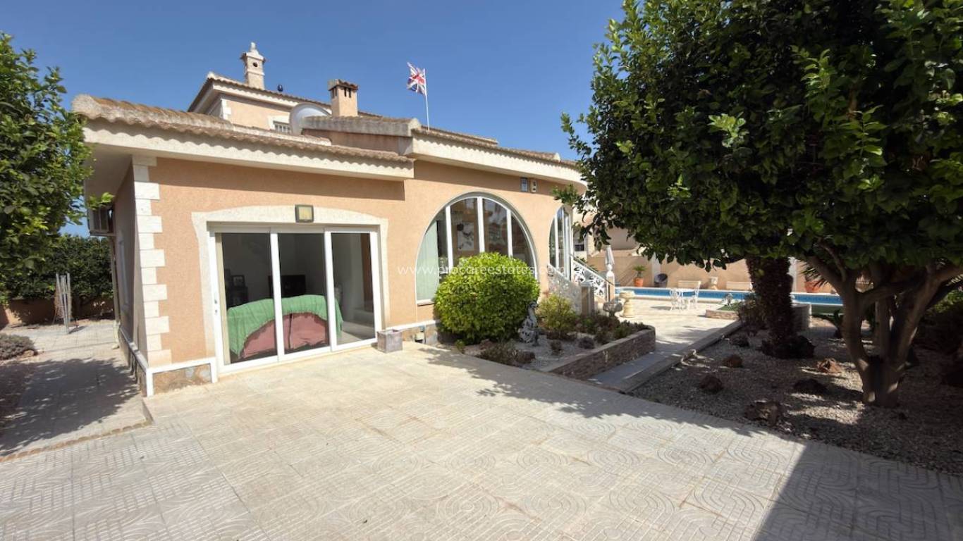 Reventa - Villa - Ciudad Quesada - Doña Pepa