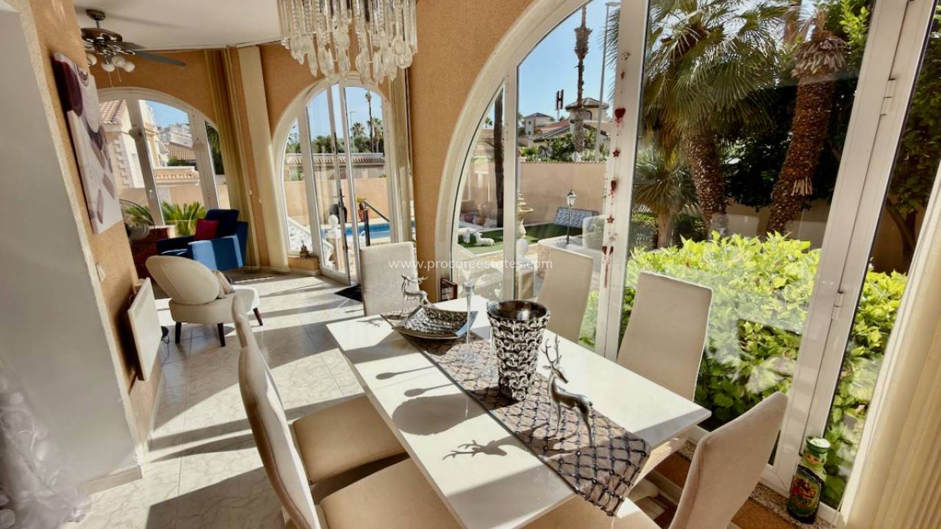 Reventa - Villa - Ciudad Quesada - Doña Pepa