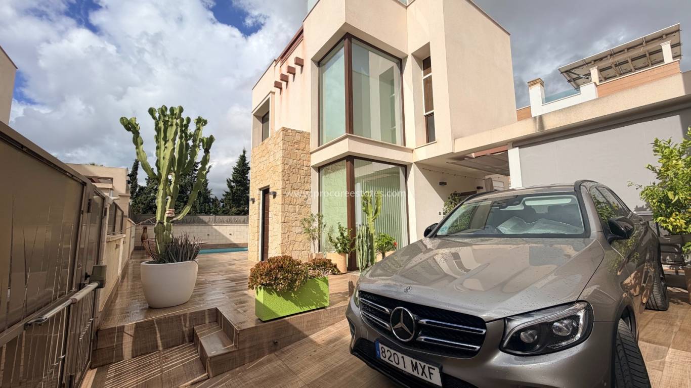 Reventa - Villa - Ciudad Quesada - Doña Pepa