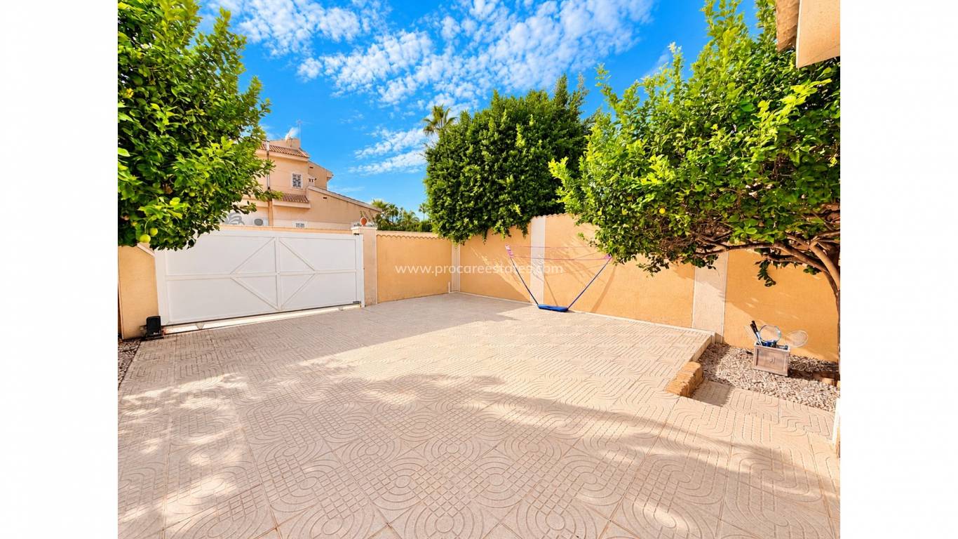 Reventa - Villa - Ciudad Quesada - Doña Pepa
