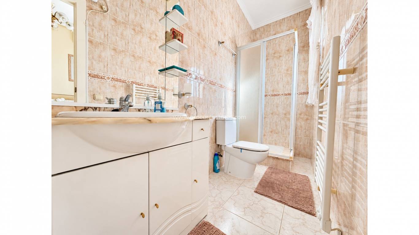 Reventa - Villa - Ciudad Quesada - Doña Pepa