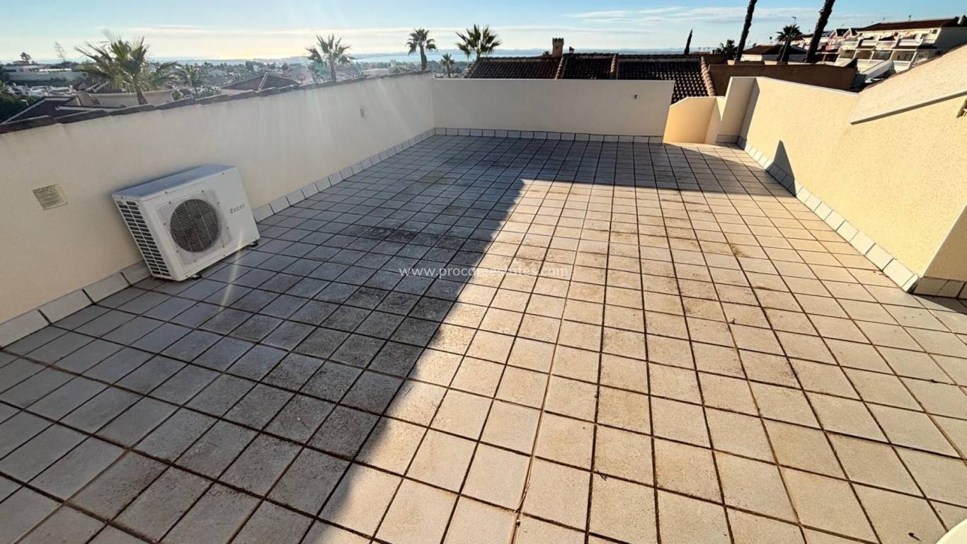 Reventa - Villa - Ciudad Quesada - La Fiesta