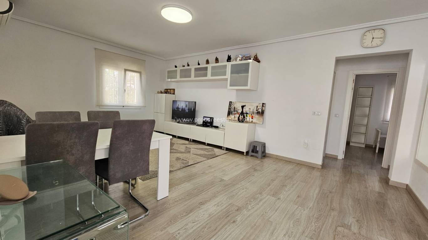 Reventa - Villa - Ciudad Quesada - Lo Pepin