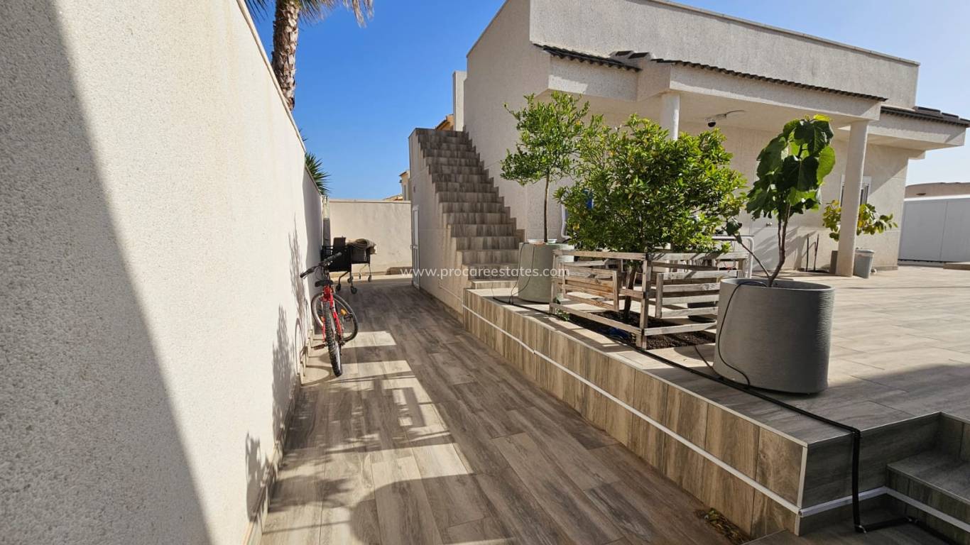 Reventa - Villa - Ciudad Quesada - Lo Pepin