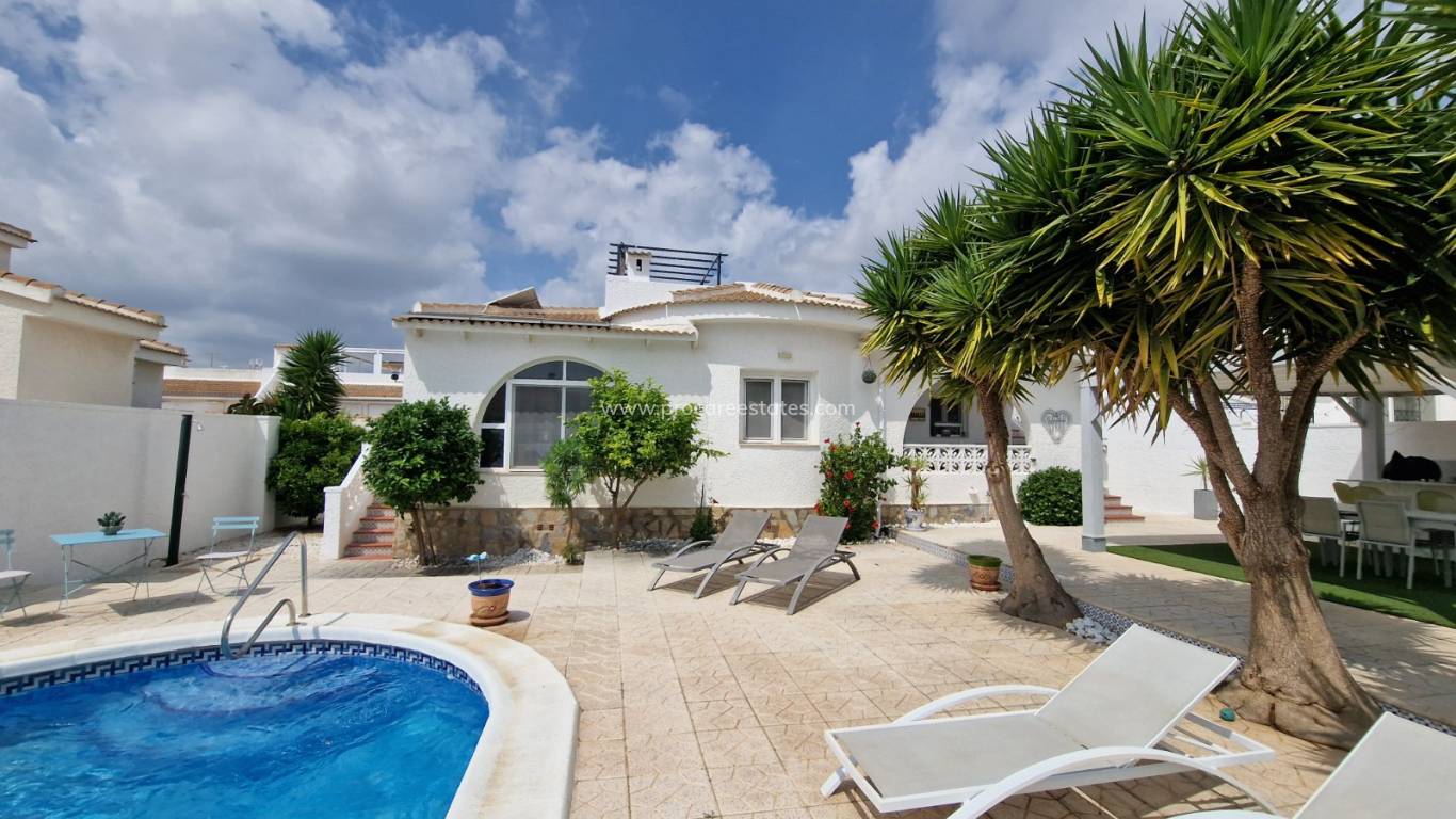 Reventa - Villa - Ciudad Quesada - Pueblo Bravo