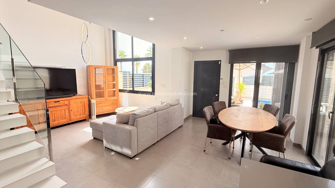 Reventa - Villa - Ciudad Quesada - Pueblo Bravo