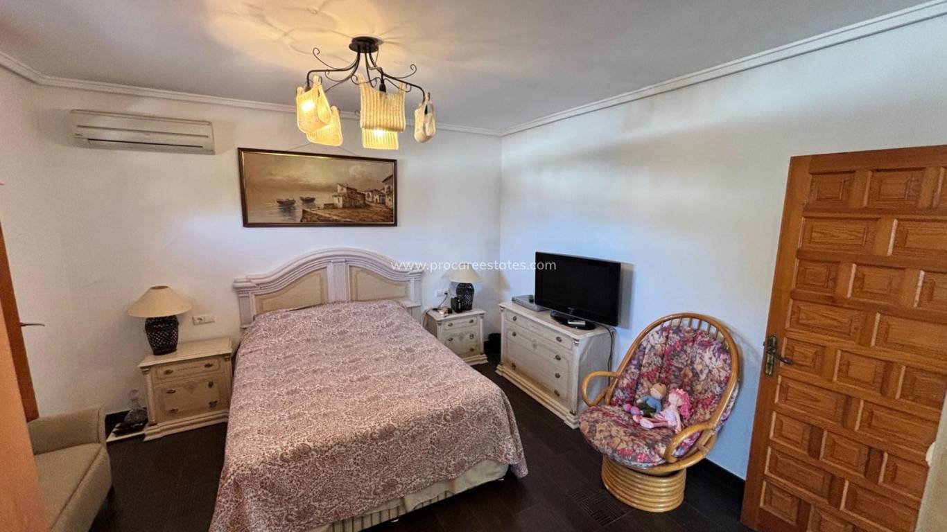 Reventa - Villa Detached - Ciudad Quesada - CENTRO