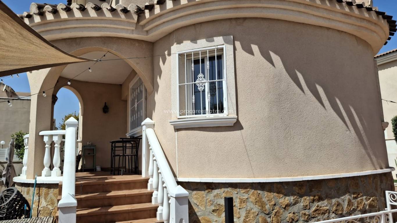 Reventa - Villa Detached - Ciudad Quesada - Doña Pepa