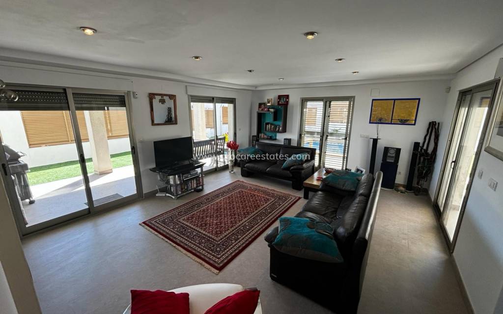 Reventa - Villa Detached - Cox