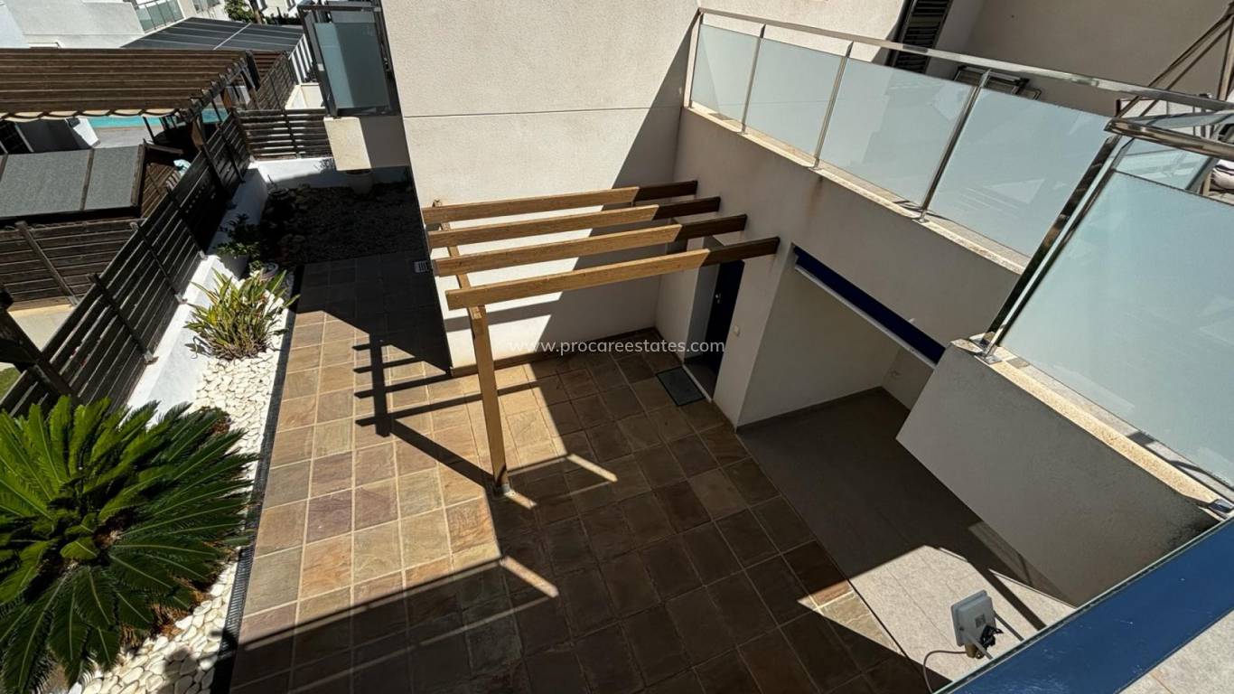 Reventa - Villa Detached - Cox