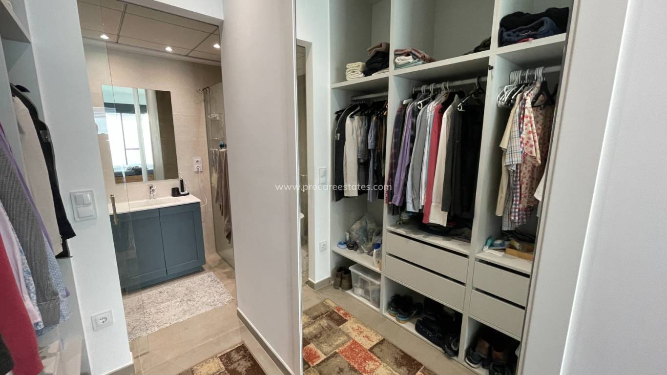 Reventa - Villa - Dolores - ZONA NUEVA