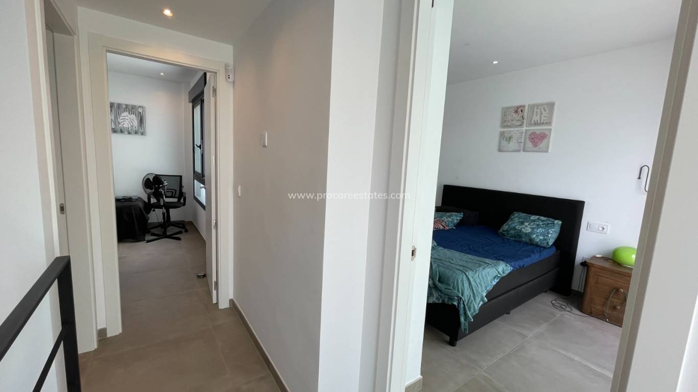 Reventa - Villa - Dolores - ZONA NUEVA