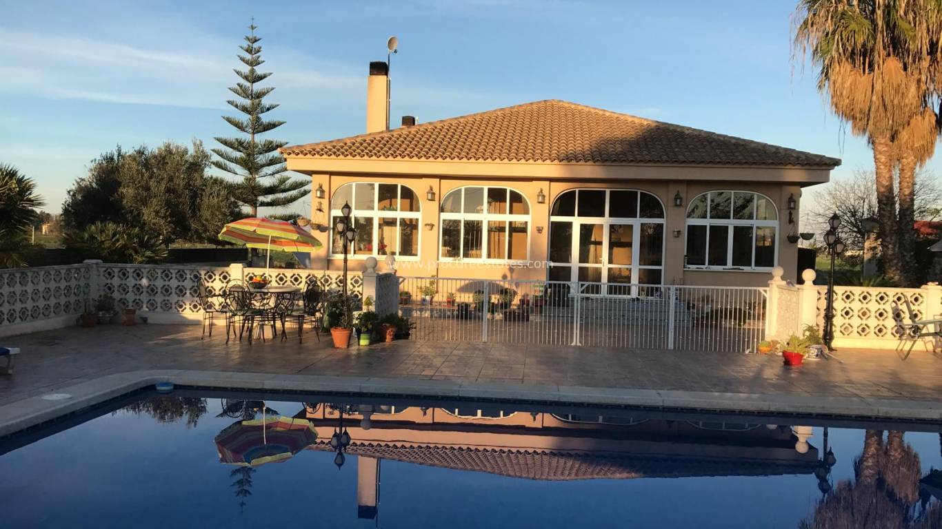 Reventa - Villa - Dolores